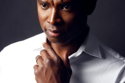 Como escolher camisa masculina para fotos profissionais