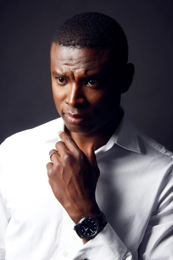 Como escolher camisa masculina para fotos profissionais